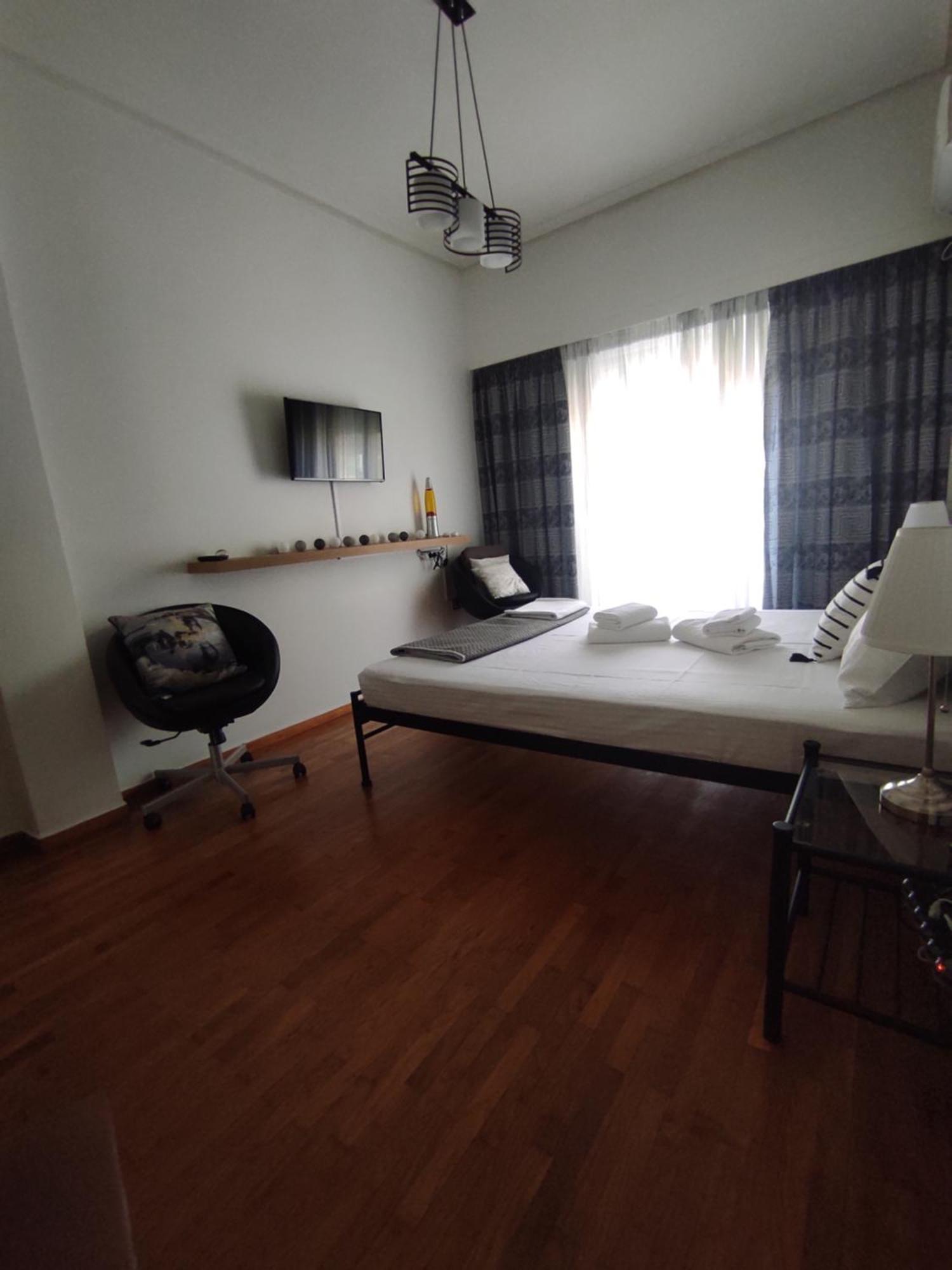 Cosy Apartment On Dragon Street Athens Exterior photo